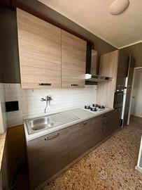 Cucina lineare Completa