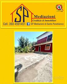 Singola 4 lati liberi con terreno