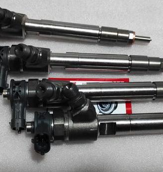 4X nuovi INIETTORI FIAT 1.6 JEEP 0445111125