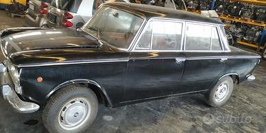 Per ricambi o intera FIAT 115 BERLINA 1500 anno 19