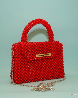 Mini borsa artigianale rossa in perline