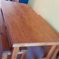 Tavolo e panche
