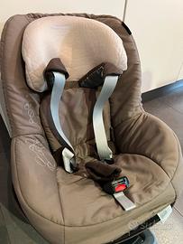 Seggiolino auto con isofix incluso