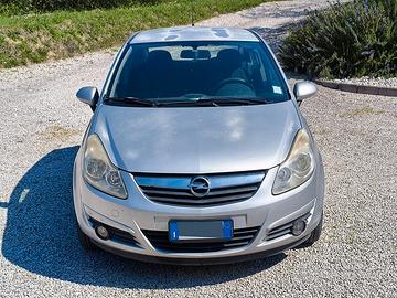 Opel Corsa 1.2 5 porte Enjoy