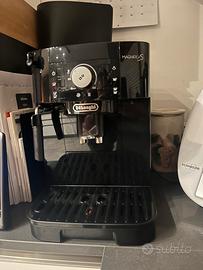 Macchina caffè Delonghi
