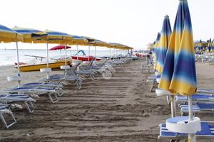 2 LOCALI A ROMA
