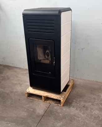 Stufa a pellet Mcz Nima Canalizzabile 11,5 kw
