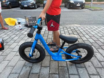 Balance bike SPECIALIZED hotwalk