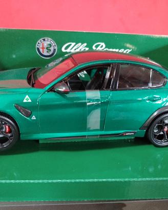 ALFA ROMEO GIULIA GTA BBURAGO 1 :18 