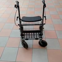 Rollator deambulatore
