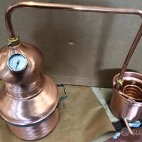 Alambicco da 5 litri a serpentina, distillatore.