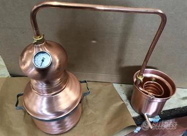 Alambicco da 5 litri a serpentina, distillatore.