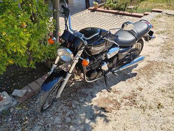 Triumph Legend 900