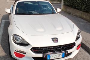  FIAT 124 spider