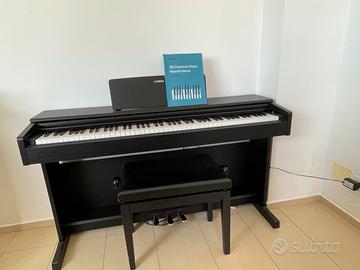 Pianoforte Digitale Yamaha Arius YDP-144 Nero