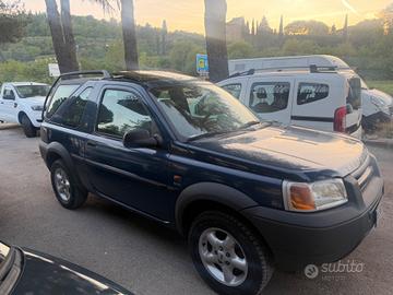 Land Rover Freelander 2.0 TD cat 3p. Hardback