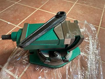 Morsa inclinabile FERVI M530/100 fresatrice