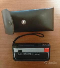Macchina fotografica Kodak Instamatic 230 Vintage 