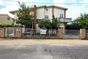 VILLA SINGOLA A CURTATONE