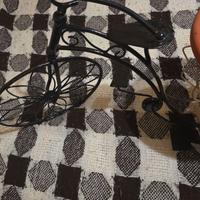 Triciclo di metallo portafiori in eccellenti condi