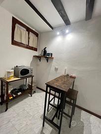 DEPOSITO/BOX C2 con bagno