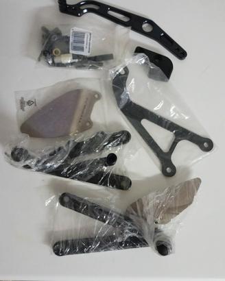 Pedane Valtermoto per Yamaha R6 