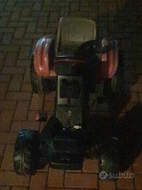trattore a pedali usato ma in buono stato 