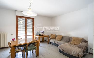 Quadrilocale con 2 balconi a 400m dal Mare