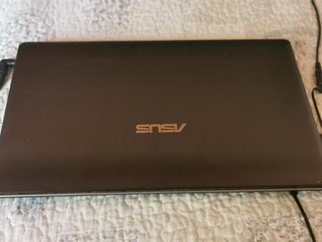 computer portatile ASUS