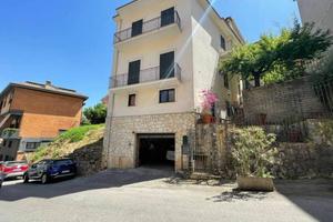 Cielo terra indipendente con garage giardino e ter