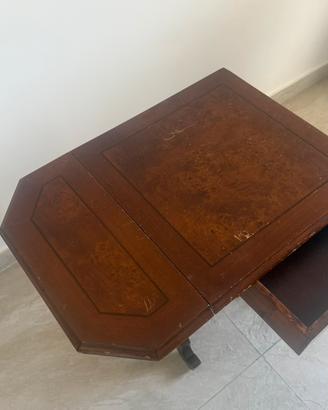 Tavolino legno con cassetto