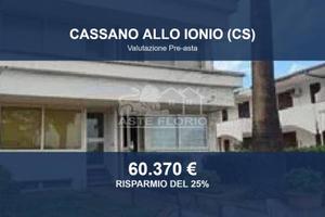 Immobile in asta di 74 m² con box auto a Cassano a