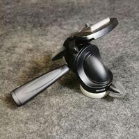 Testa Manfrotto 391RC2 - 3 assi, con piastra