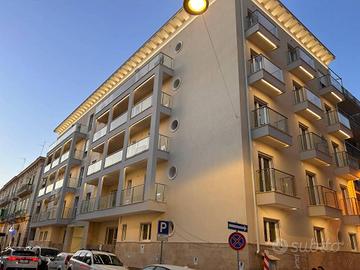 Giovinazzo - Appartamento di 98 mq con box auto