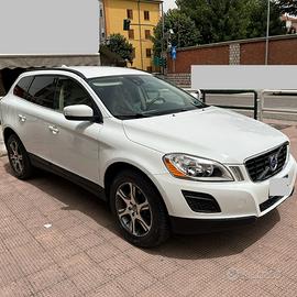 Volvo XC60 D5 AWD