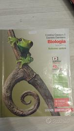 libro di biologia 