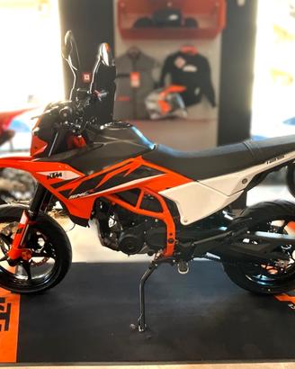 Ktm 125 SMC R 2026