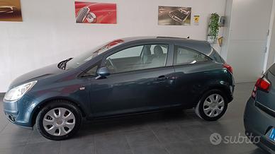 Opel Corsa 1.2 3 porte Club