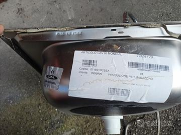 Lavandino cucina con miscelatore