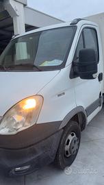 Furgone isotermico iveco