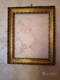 Vecchia cornice in foglia d'oro primi '900.