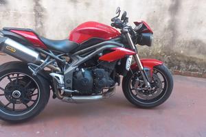 Speed triple 1050s  anno 2016