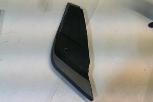 POGGIAPIEDI DX X9 PIAGGIO 57676300E8