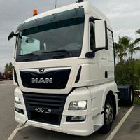 Camion MAN trattori stradale