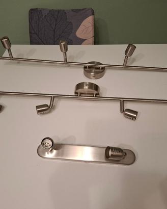 Lampadario / plafoniera due e quattro luci faretti