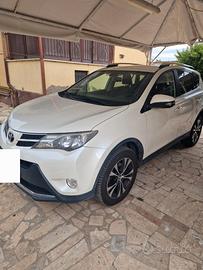 TOYOTA RAV4 4ª serie - 2014