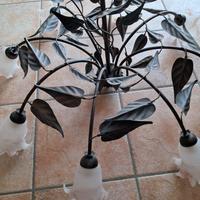 Lampadario in ferro battuto