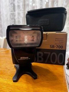 FLASH NIKON SB-700