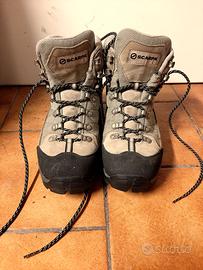 Scarponi da Montagna Scarpa TG.41,5