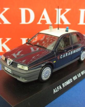 2 Modellini scala 1:43 dell'Arma dei Carabinieri